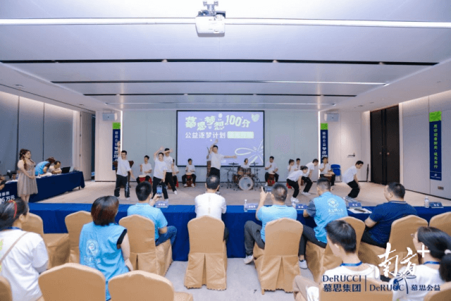 e997397d2a3b1f3a3a740da5762d081f